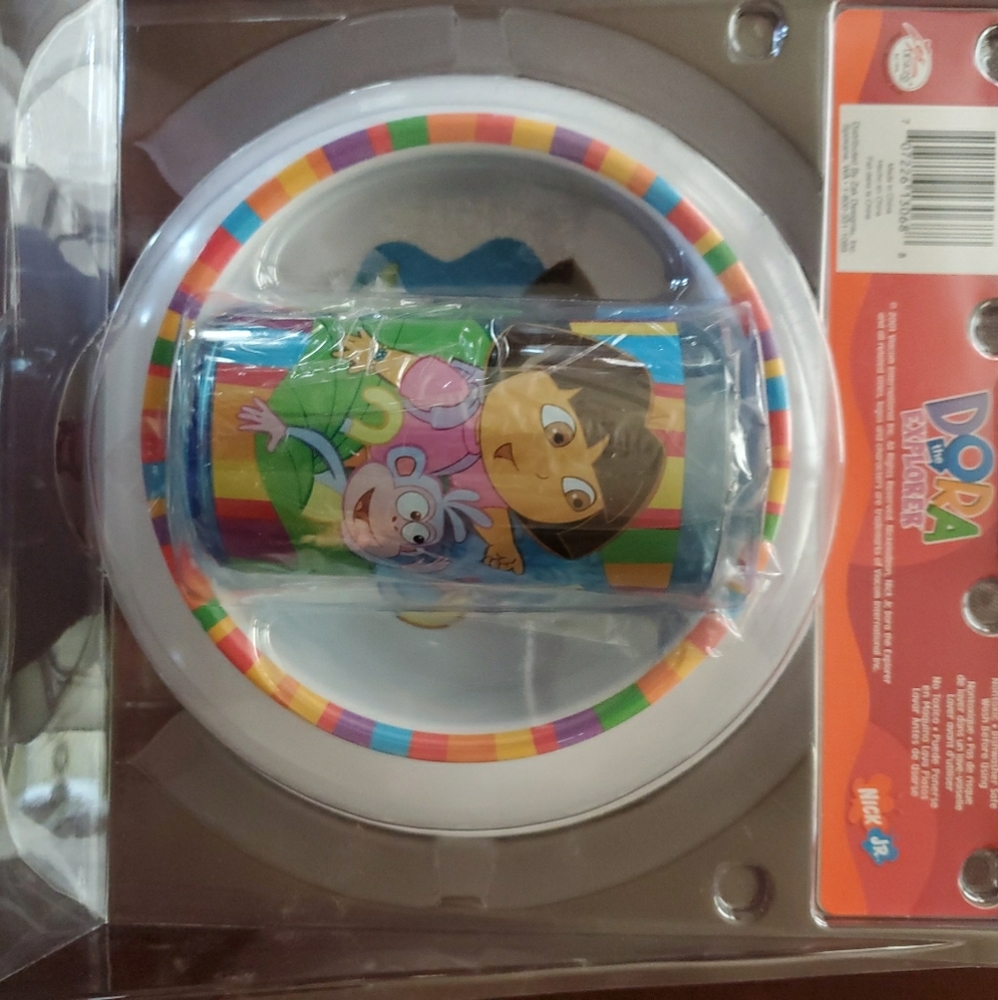 Dora the Explorer 3 piece dinnerware set - Picture 7 of 7